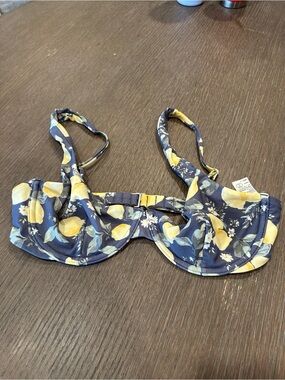 Abercrombie & Fitch Navy and Yellow Lemon Print Bikini top only